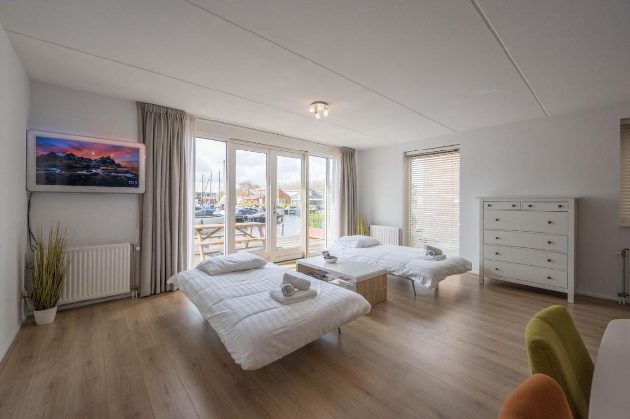 Meerzicht 70 - Vakantiehuis Aan Het Water! Villa Uitgeest Kültér fotó